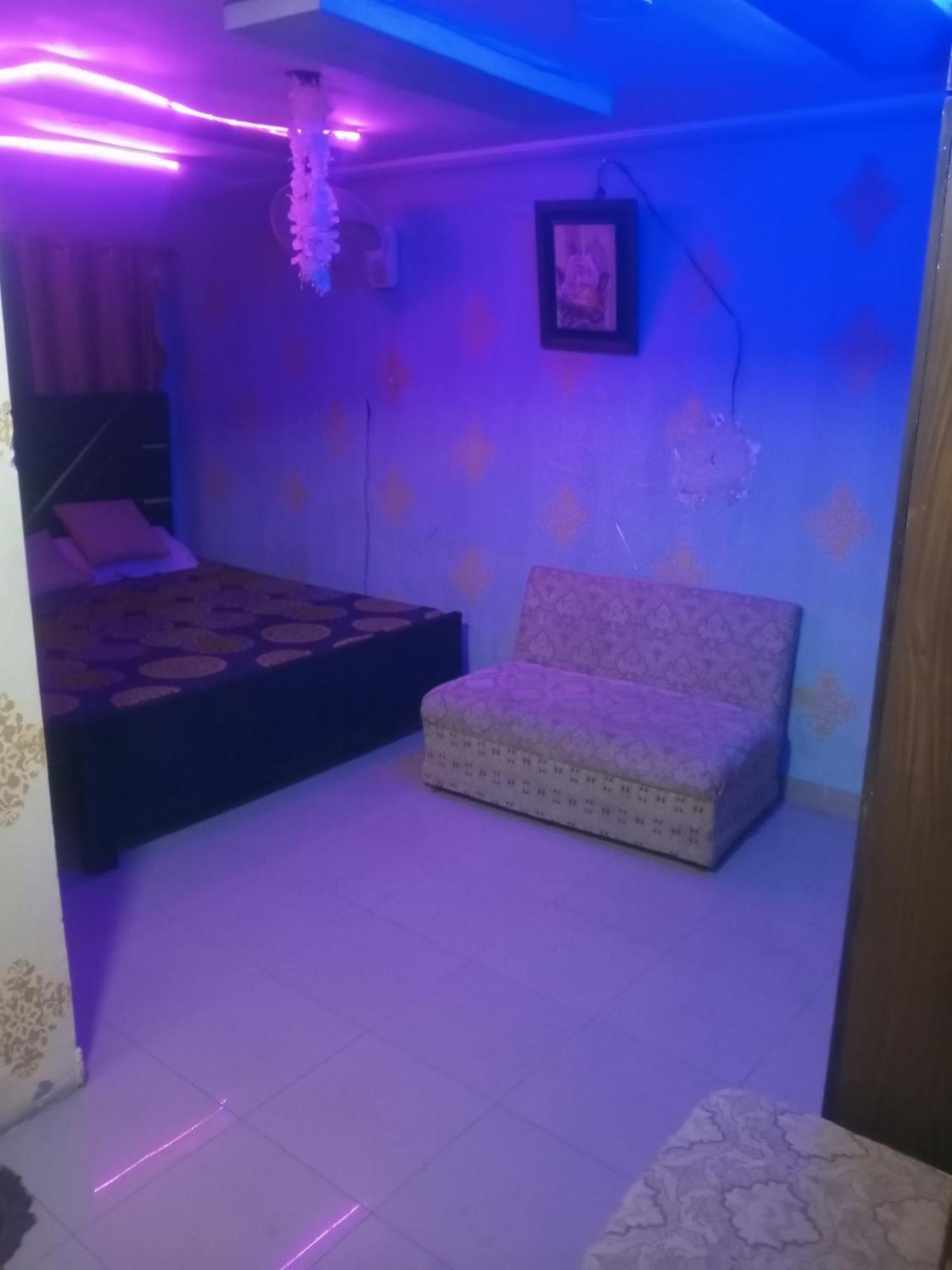 Aj Room Service Civic Center راوالبيندي المظهر الخارجي الصورة